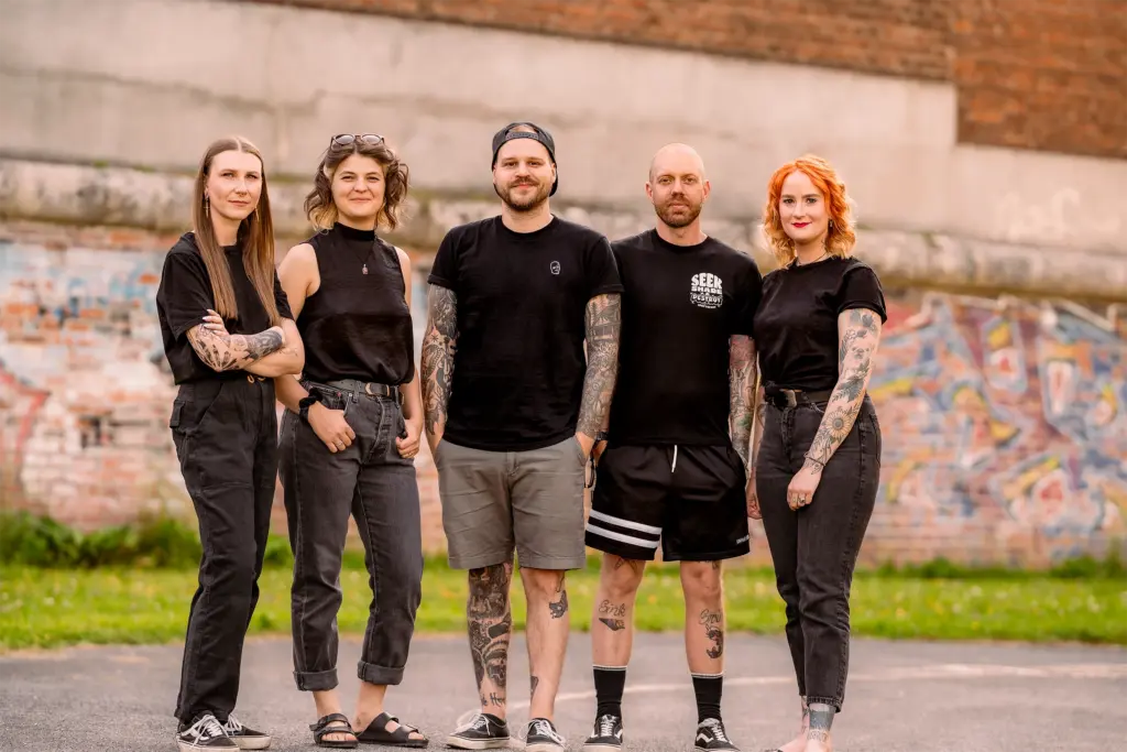 Das Team von Ecosocial Mind im Stadtpark Graz